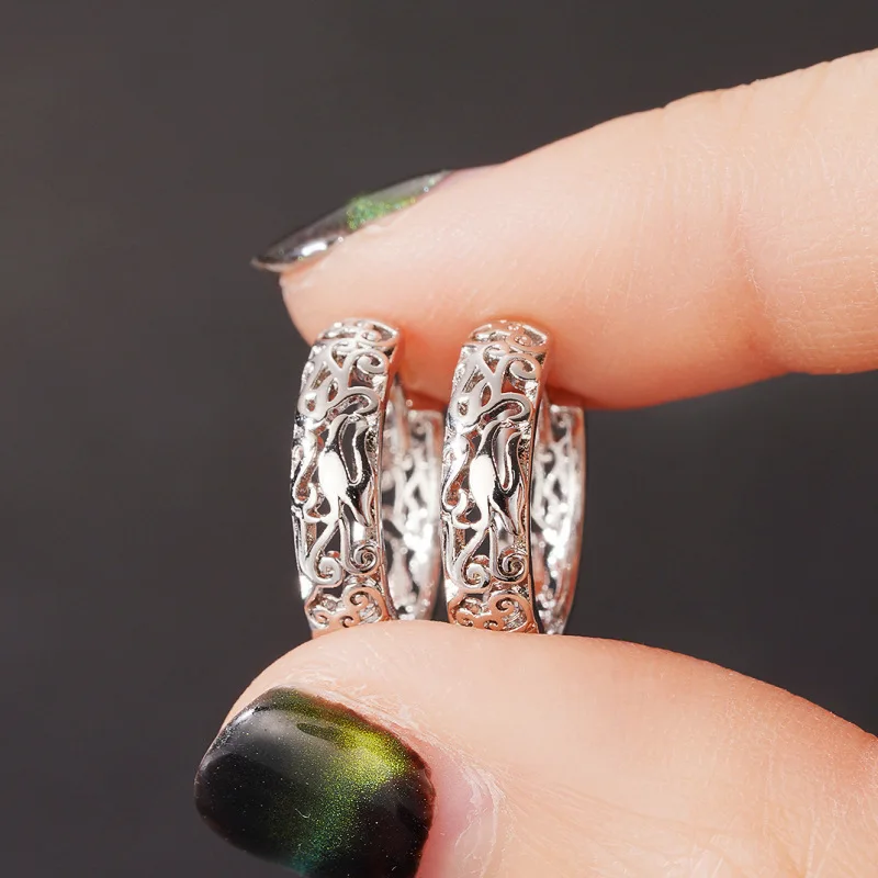 Ethnic Wear Fashion Designer - Anting Desain Berongga Eropa dan Amerika