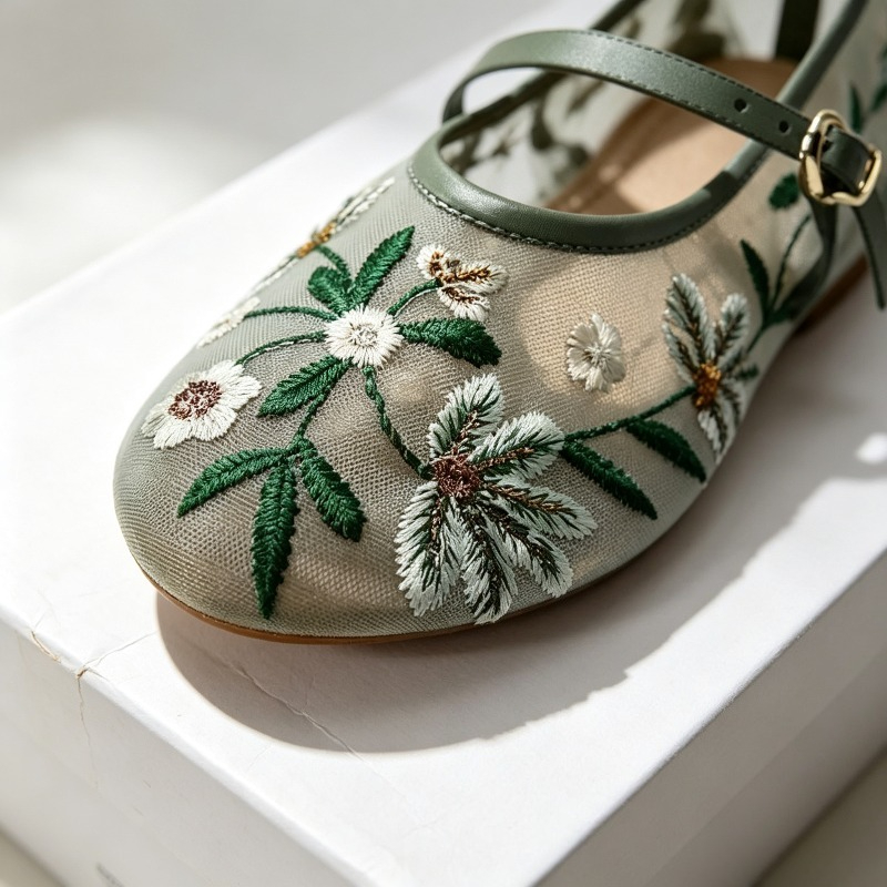 Sandal Merek Sejuk Wanita Flat - Ethnic Fashion Brand ulasan dan harga
