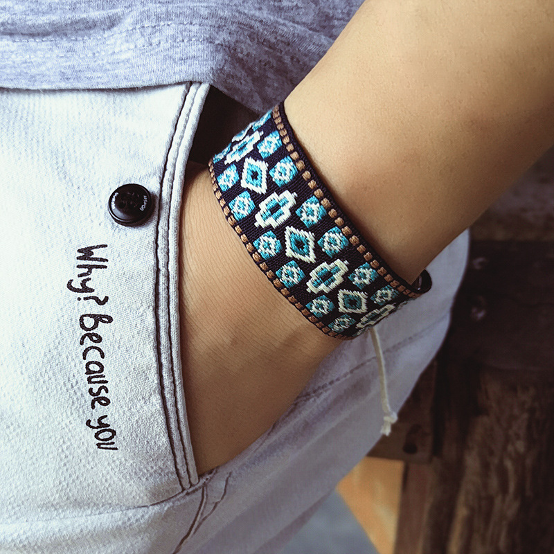 Gaya Etnik Wanita Woven Gelang - Ethnic Fashion Brand ulasan dan harga
