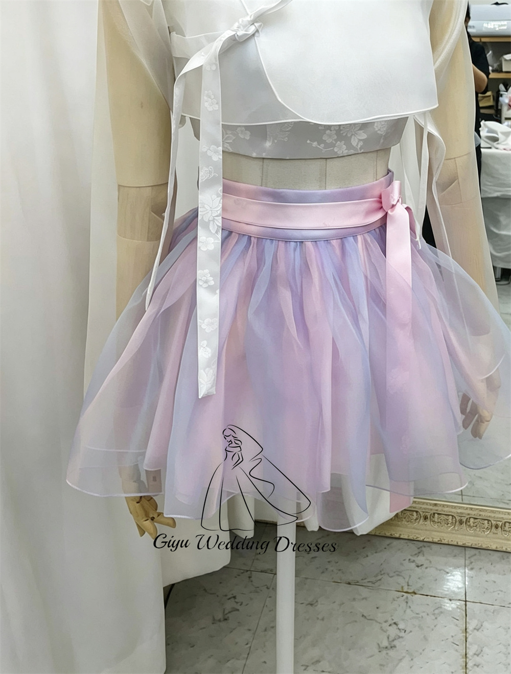 Giyu Hanbok Modern Korea Wanit - Hanbok Modern Set ulasan dan harga